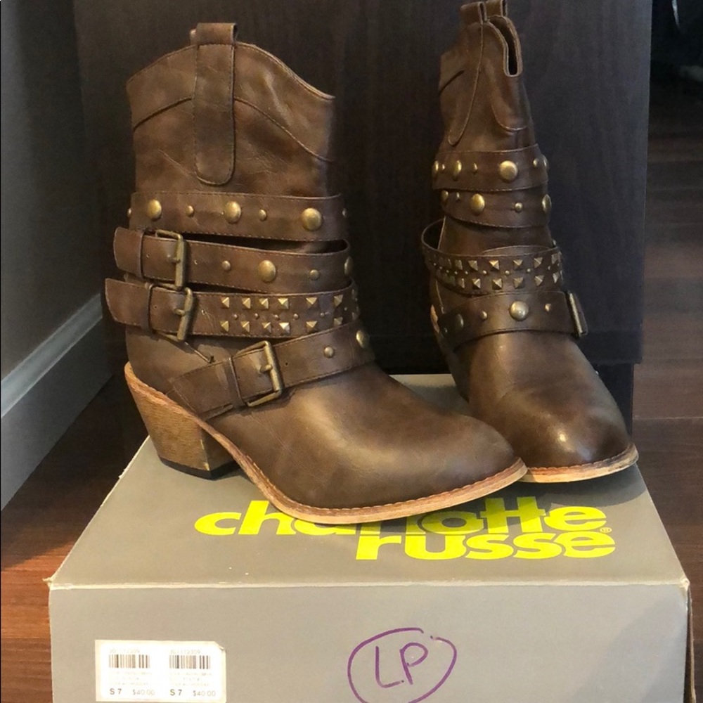 London-brown boots